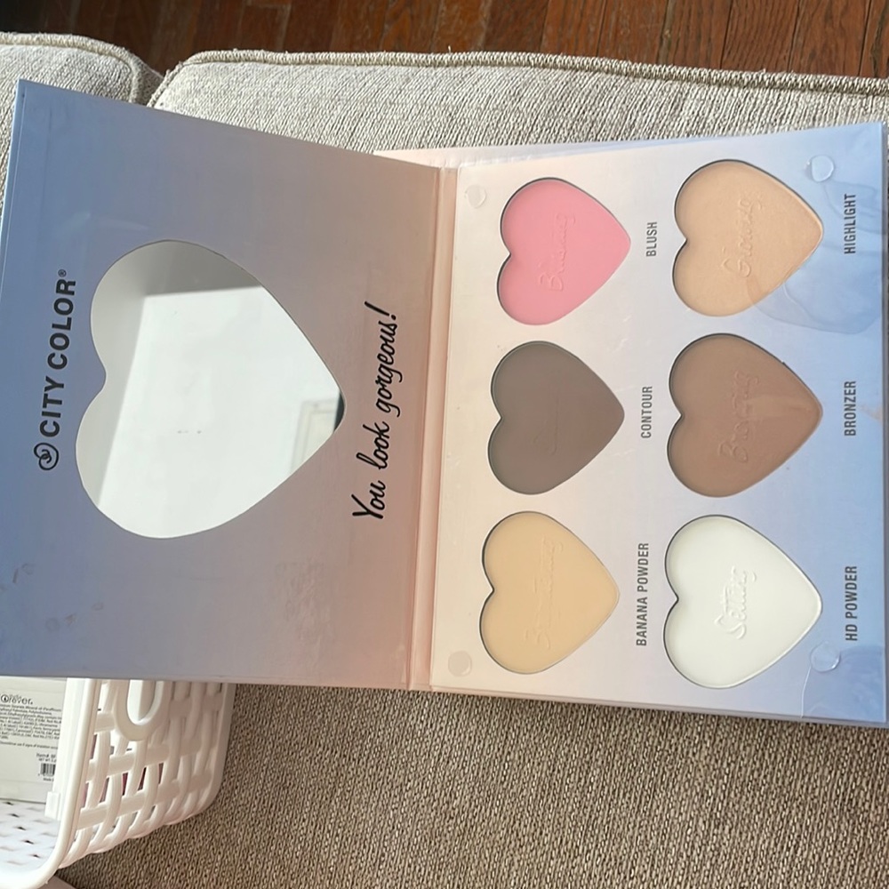 Hello beautiful palette from City Color